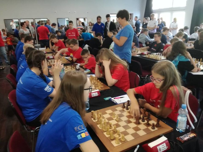I liga juniorów w szachach. Kaliscy szachiści spisują się znakomicie w Kudowie Zdroju