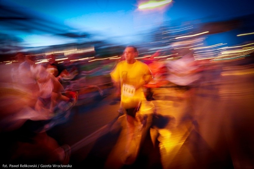 Nocny Wrocław Półmaraton (ZDJĘCIA)