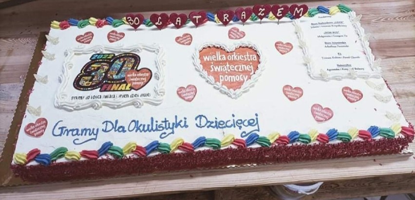 W Bogatyni stworzyli 30 kilogramowy tort na 30 lecie WOŚP! (FOTO/WIDEO)