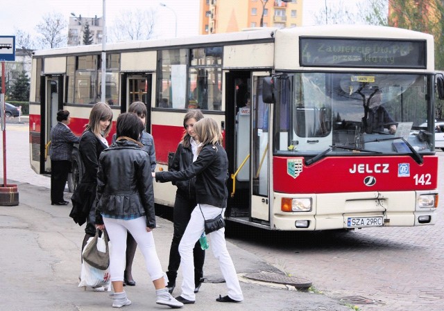 Nowa linia ułatwi młodzieży dojazd do szkół.