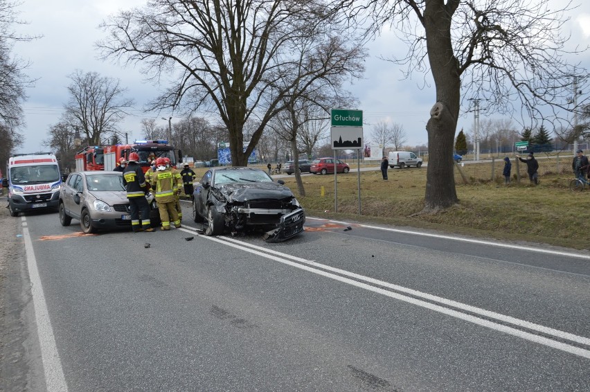 WYPADEK!!! Zablokowana droga krajowa 72 w miejscowości Głuchów. Kilometrowe korki