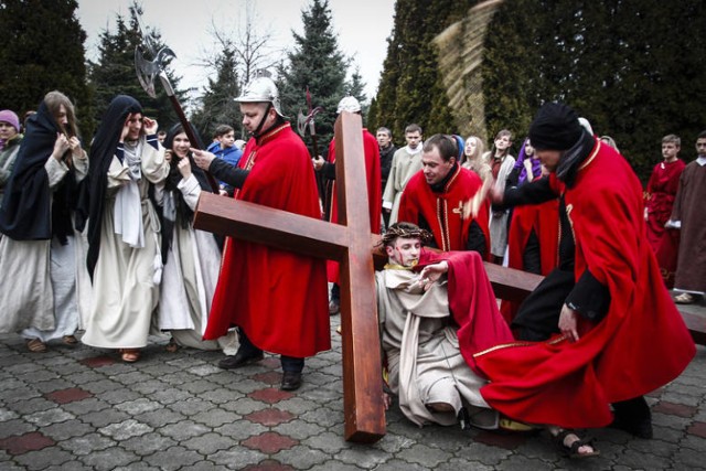 Wielki Tydzień i Triduum Paschalne 2018. Co oznaczają?