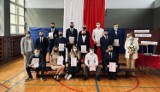 Zakończenie roku szkolnego i wręczenie świadectw w Zespole Szkół Zawodowych w Skalbmierzu. Choć skromne, to jednak uroczyste (ZDJĘCIA)