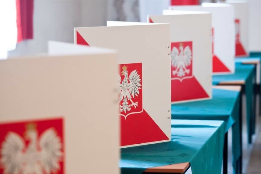 Wybory prezydenckie 2020. Siedziby komisji wyborczych w Wejherowie i Redzie| GALERIA