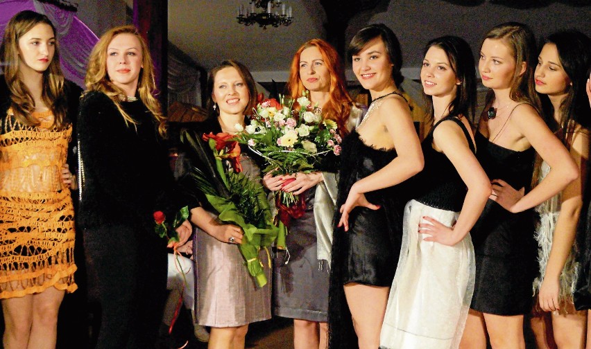 Anna Długołęcka (czwarta z prawej) była dumna z młodych...