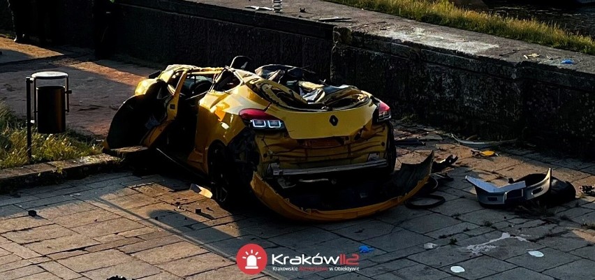 Tragiczny wypadek przy moście Dębnickim w Krakowie. Policja: to Patryk P. kierował samochodem