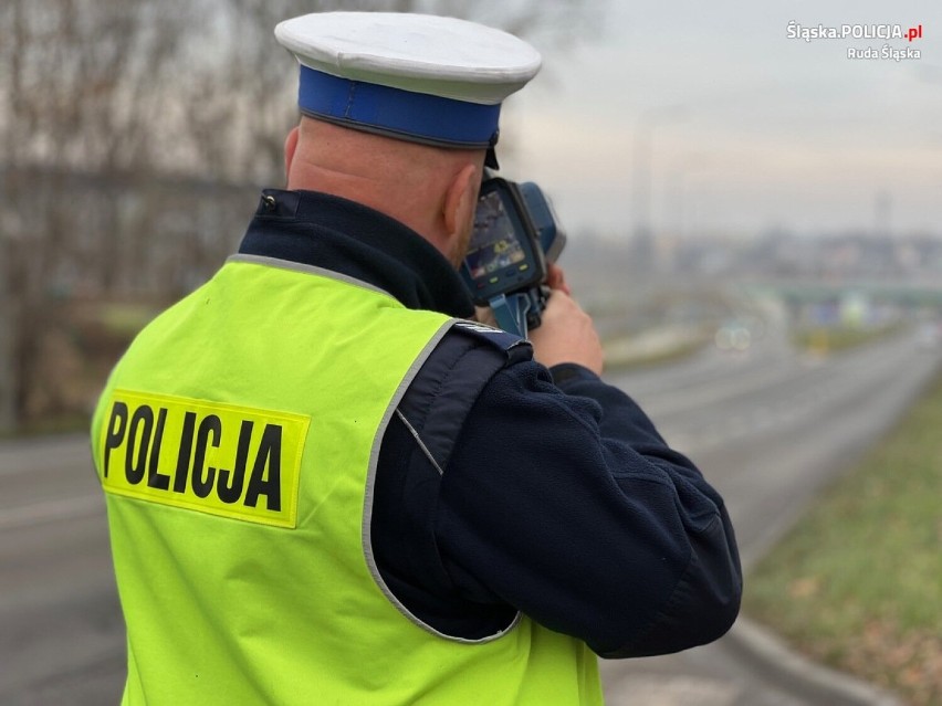 Policja zwracała szczególną uwagę na zachowanie pieszych i kierowców w rejonie przejść dla pieszych - działania NURD w Rudzie Śląskiej