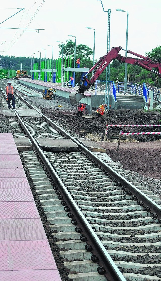 Utrudnienia na Rawce związane są z przebudową magistrali kolejowej