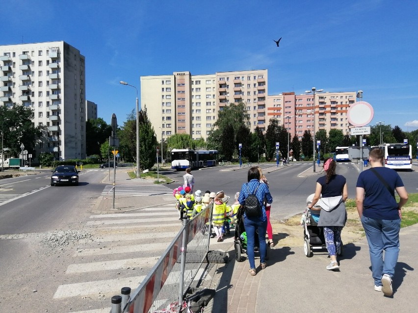 Kraków. Krowodrza Górka w pyle. Budują nowy parking i przebudowują pętlę tramwajową 