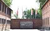 Egzekucja pod ścianą straceń w KL Auschwitz w rocznicę odzyskania przez Polskę niepodległości. Rozstrzelanych zostało 76 Polaków. Zdjęcia