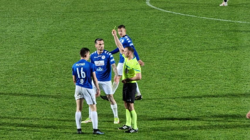 KKS Kalisz - Pogoń Siedlce. Kaliszanie kończyli mecz w dziewiątkę! ZDJĘCIA