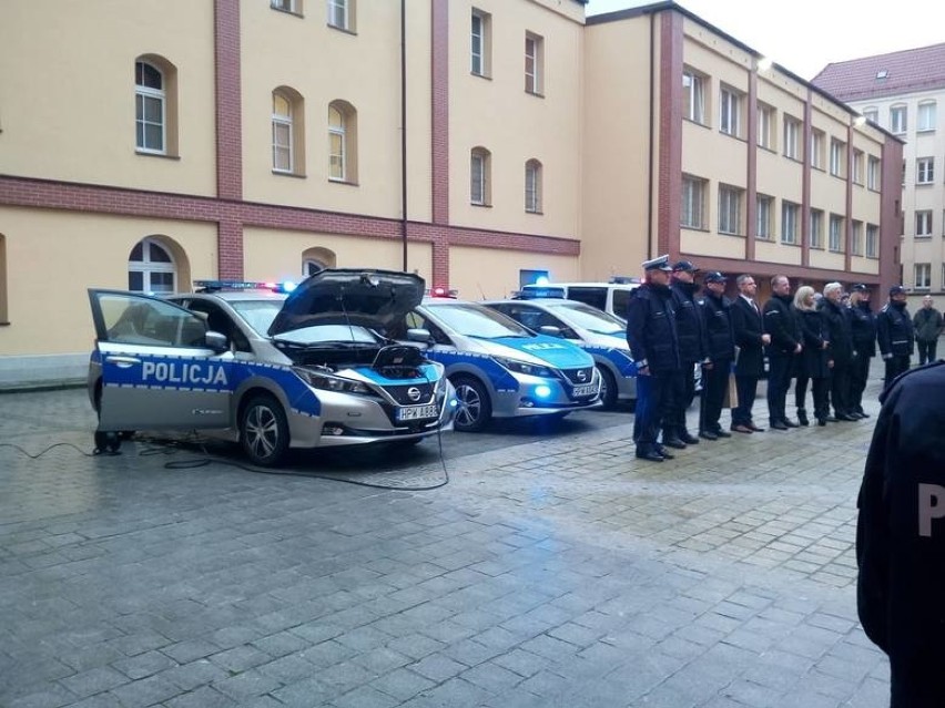 Radiowóz na prąd dla policjantów ze Szczecinka [zdjęcia]