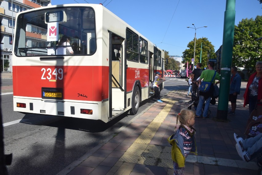 Dzień bez Samochodu w Tychach: Wróciły stare autobusy i trolejbus ZDJĘCIA