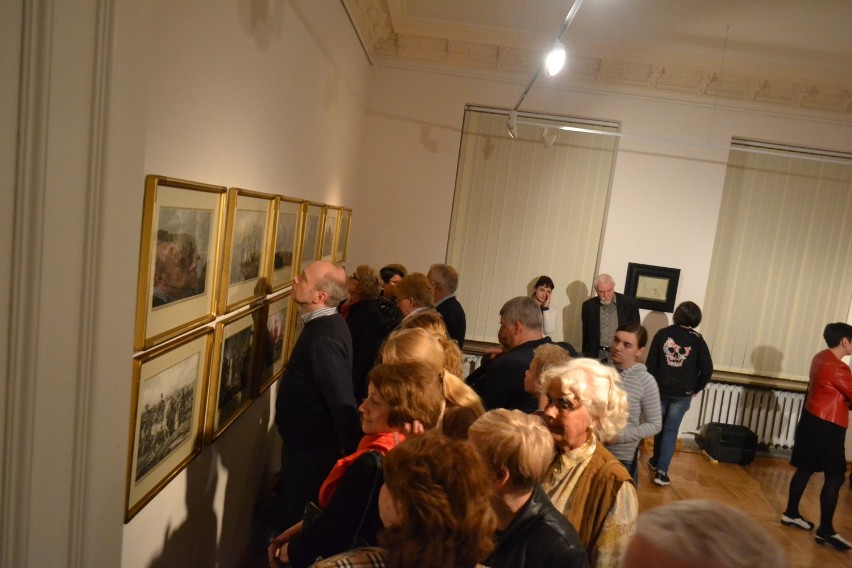 Relacja z Nocy Muzeów 2016 w Sosnowcu: tłumy w Pałacu Schoena [ZDJĘCIA]