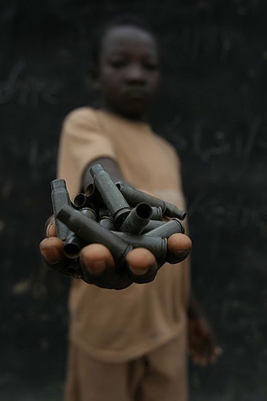 UNESCO: Konflikty zbrojne pozbawiają miliony dzieci edukacji