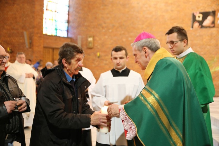 Pierwszy Światowy Dzień Ubogich w Sandomierzu - diecezjalne uroczystości