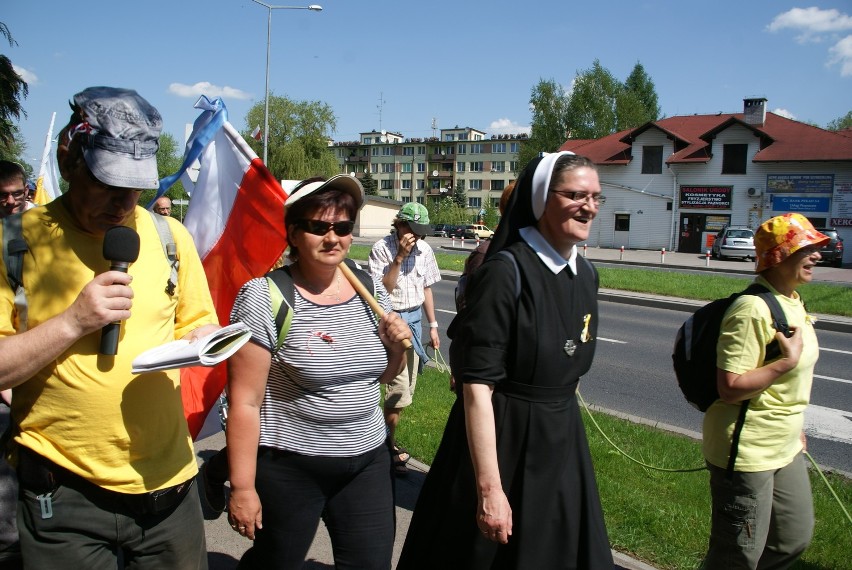 Radziechowy: Przeszli ponad 30 km dziękując za beatyfikację Jana Pawła II [ZDJĘCIA]