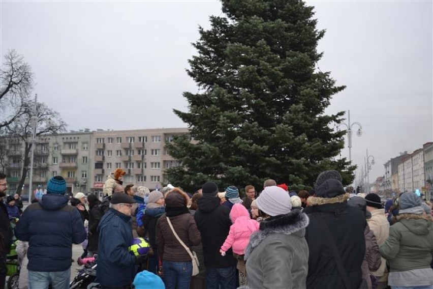 Częstochowa: Mikołaj rodem z Laponii spotkał się z przedszkolakami na Placu Biegańskiego