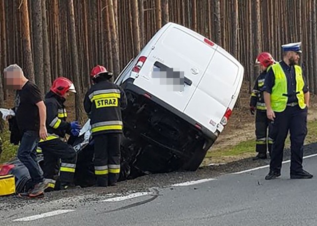 Dwie osoby zostały przewiezione do szpitala