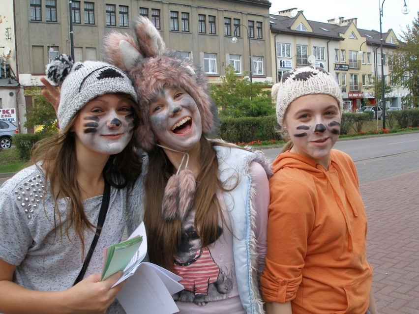 Happening z okazji Światowego Dnia Zwierząt zorganizował SKE &quot;Młodzież dla Europy&quot;