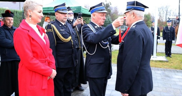 Druh Tadeusz Krzyszczak podczas obchodów Narodowego Święta Niepodległości został odznaczony Złotym Znakiem Związku OSP RP.