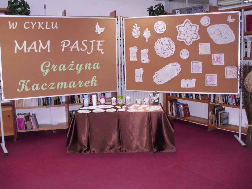 W dobrzyckiej bibliotece można oglądać drugą wystawę w cyklu „Mam Pasję”. Autorką prac jest Grażyna Kaczmarek, mieszkanka Dobrzycy.