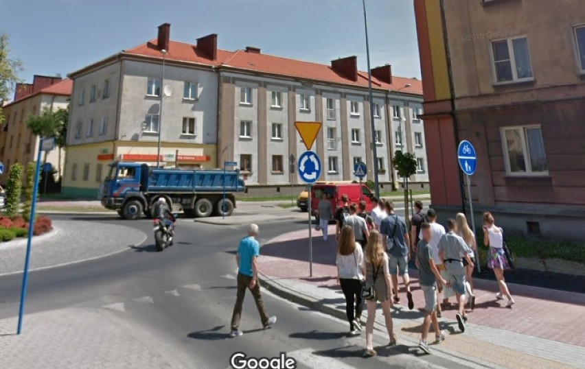 Osiedle Chemików w Oświęcimiu w kamerach Google Street View. Ludzie, główne ulice, place i osiedlowe zakamarki [ZDJĘCIA]