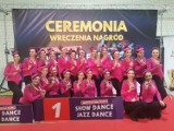 Z 6 medalami wróciły z Mistrzostw Polski KM IDO Jazz i Show Dance 2022 tancerki z rzeszowskiej Akademii Tańca Prima 