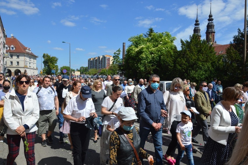 Procesja Bożego Ciała z katedry do kościoła "na górkę".