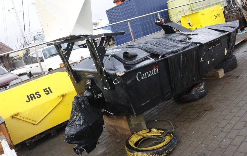 Kanadyjska wojskowa łódź sterowana - Humpback USV w porcie...