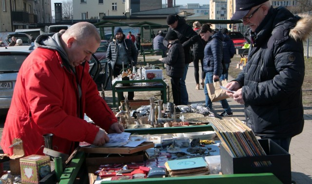 "Pchli Targ" na targowisku miejskim w grudziądzkiej dzielnicy Tarpno