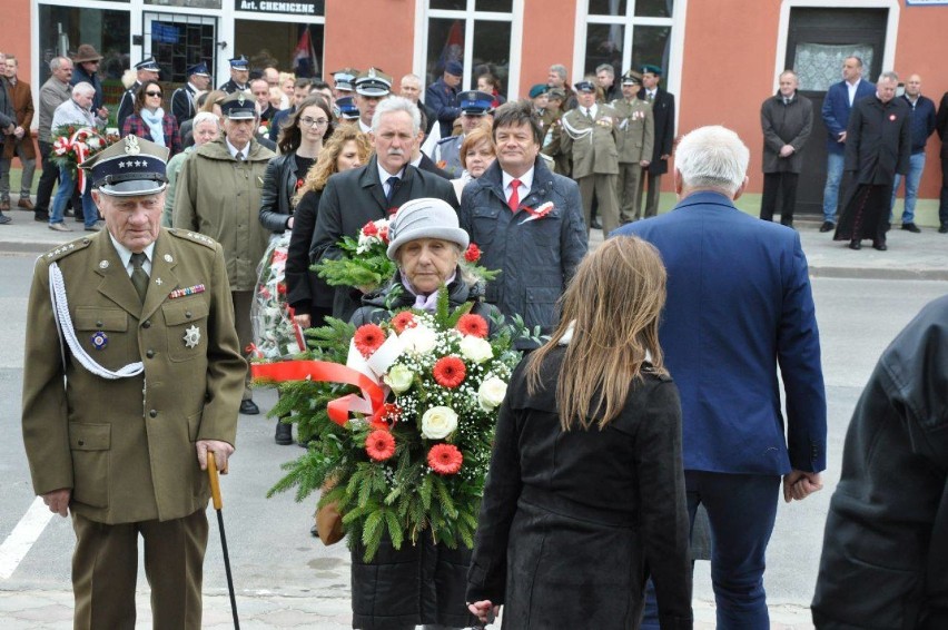 Święto 3 Maja w Prabutach. Mieszkańcy uczcili 228. rocznicę uchwalenia Konstytucji [ZDJĘCIA]