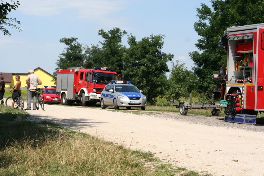 Wrocław: Wznowione poszukiwania mężczyzny w stawie przy ul. Królewieckiej