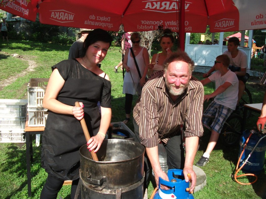 W Walimiu odbył się II Sowiogórski Festiwal Gulaszu - wygrał gulasz Anny Sałapatek