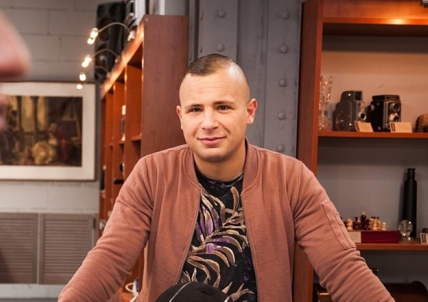 Mateusz Murański jako Adek w serialu "Lombard. Życie pod...