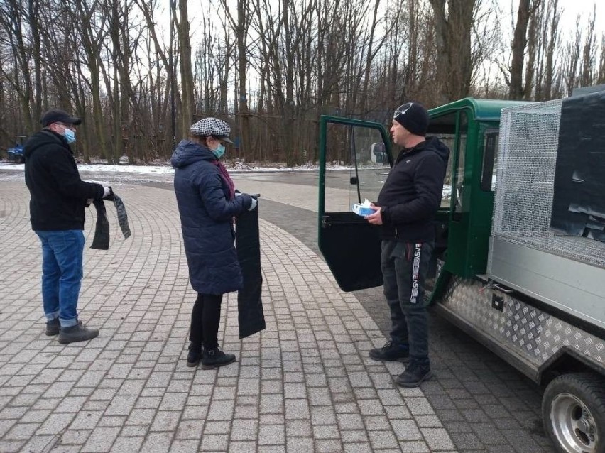 Mieszkańcy niedawno sprzątali na Stawikach. Warto dołączyć...