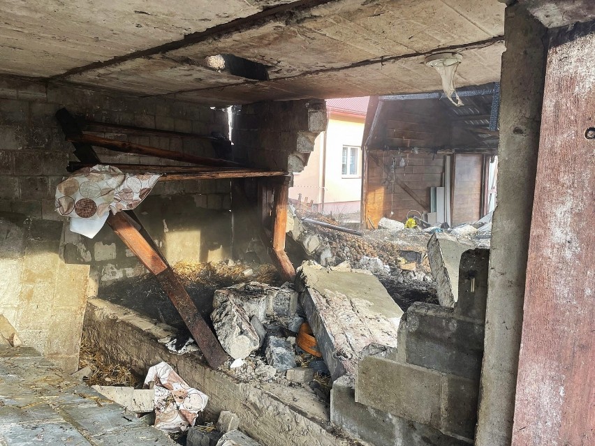 Powiat tomaszowski. Tragicznie zakończył się wybuch gazu w budynku gospodarczym. Nie żyje 68-latka