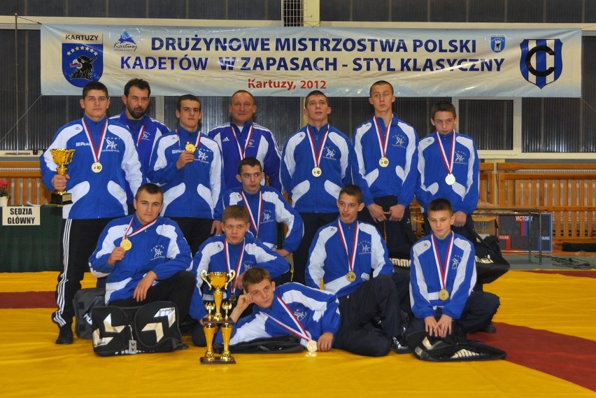 Drużynowe Mistrzostwa Polski Kadetów w Zapasach w Kartuzach. Złoto dla Warszawy, srebro dla Kartuz
