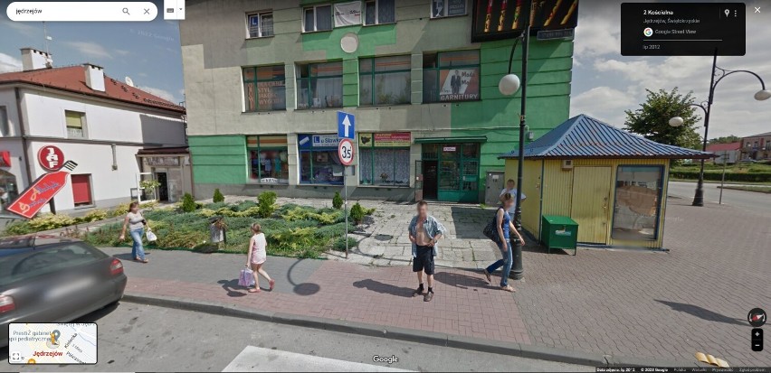 Mamy Cię! Upolowaniu przez Google'a na ulicach Jędrzejowa. Może jesteś na którymś ze zdjęć? Sprawdź