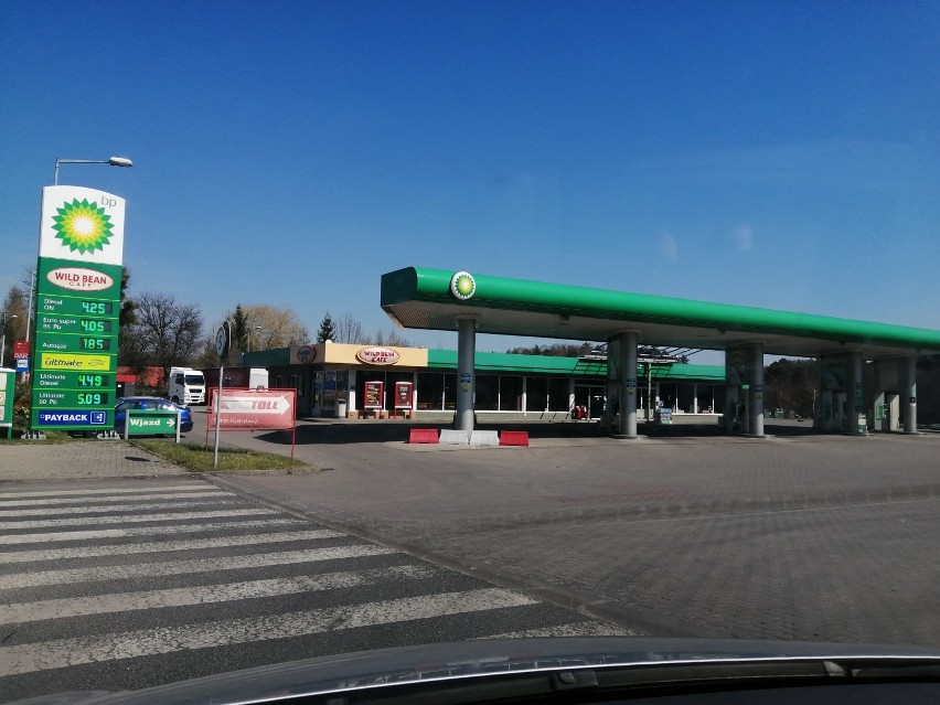 BP ul. Kroczymiech, Chrzanów
95 - 4,04
Diesel - 4,25
LPG -...