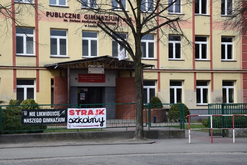 Strajk nauczycieli w Łasku