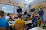 Powiat tczewski: policyjne rady o bezpieczeństwie w internecie dla uczniów podstawówek [ZDJĘCIA]