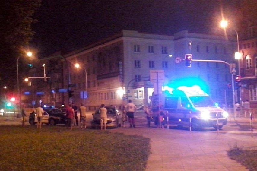 W wypadku na ul. Sienkiewicza zderzyły się dwa samochody