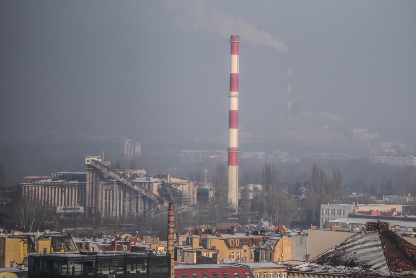 Smog w Poznaniu. Jakość powietrza coraz gorsza. Stężenie pyłu coraz wyższe