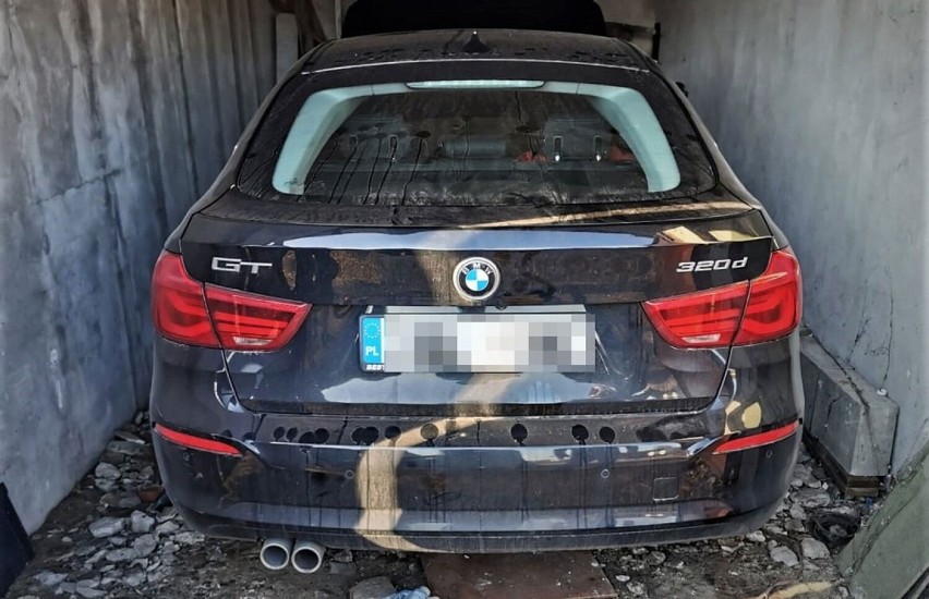 W Mikołowie skradziono z posesji BMW warte 100 tys. złotych. Znaleziono... w opuszczonym garażu