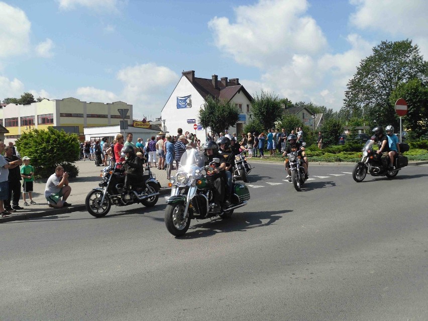 Zaręczyny na XII zlocie motocyklowym Płonące Party w Debrznie