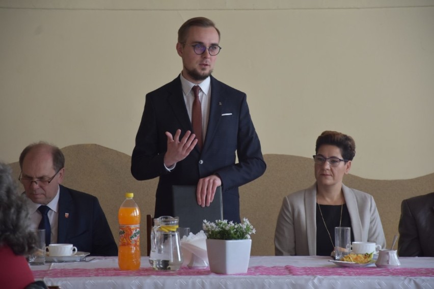 Sołtysi z gminy Mieścisko świętowali swój dzień w sali w Sarbii 