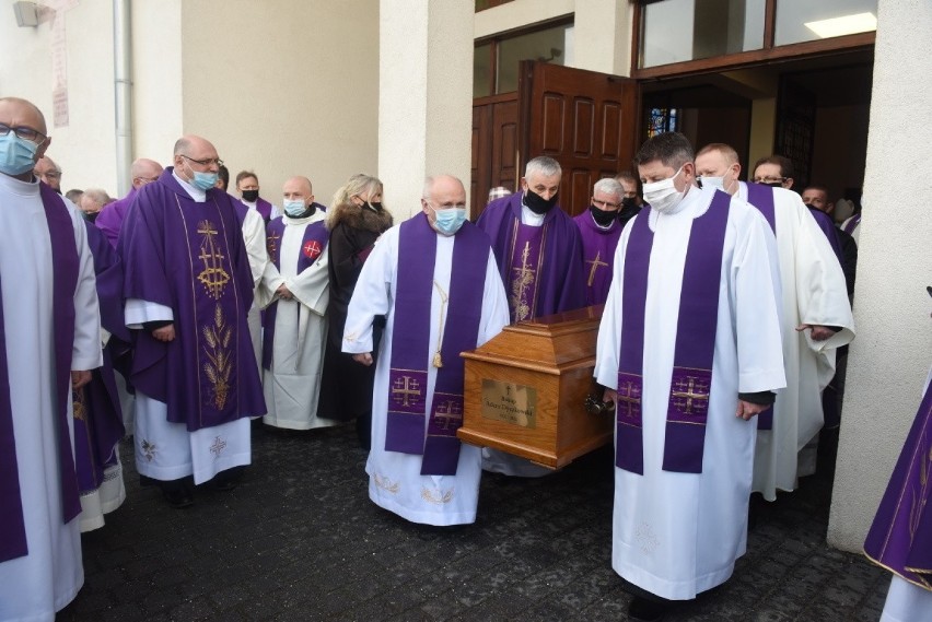 Msza żałobna w intencji zmarłego biskupa seniora Adama...