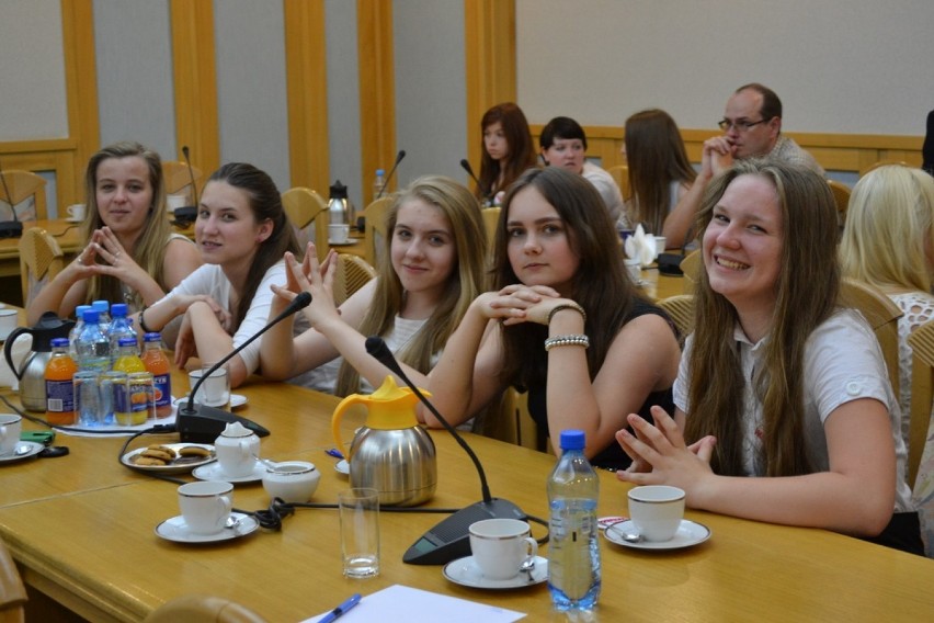 Radomsko: Głos SKE "Młodzież dla Europy" w debacie "Młodzi w wolnej Polsce"