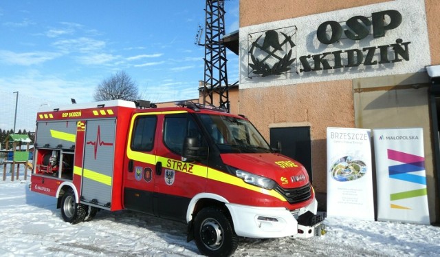 Jednostka Ochotniczej Straży Pożarnej w Skidziniu wzbogaciła się o nowy samochód ratowniczo-gaśniczy